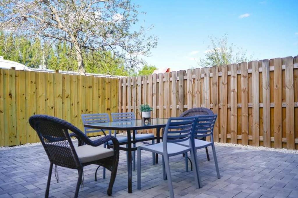 Outstanding Townhouse 18 Min From The Beach - Th2 Miami Esterno foto